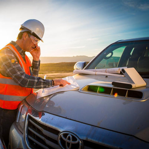 Isathub Isavi conecta satelitalmente tus dispositivos móviles